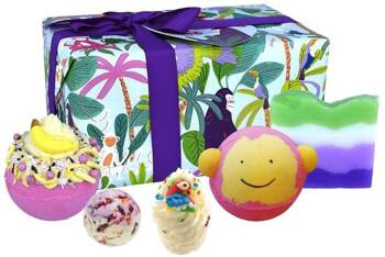 Zestaw upominkowy kosmetyków do kąpieli w papierze ozdobnym Wild About Bomb - BOMB Cosmetics